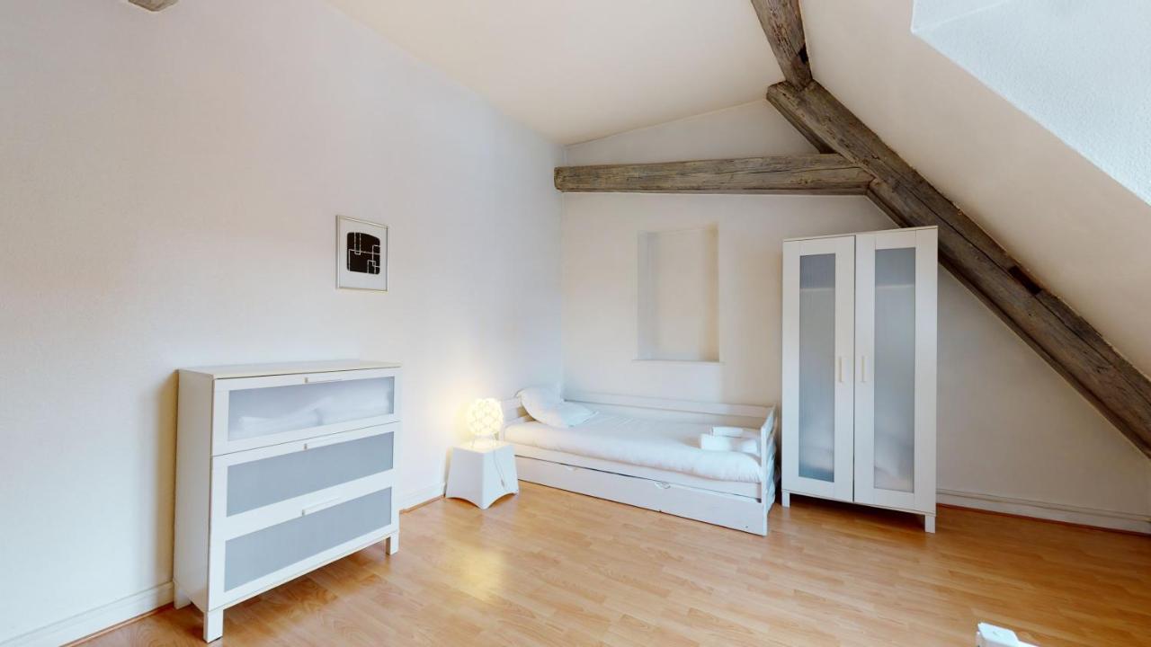 Appartement Tel un songe blanc à Colmar Extérieur photo